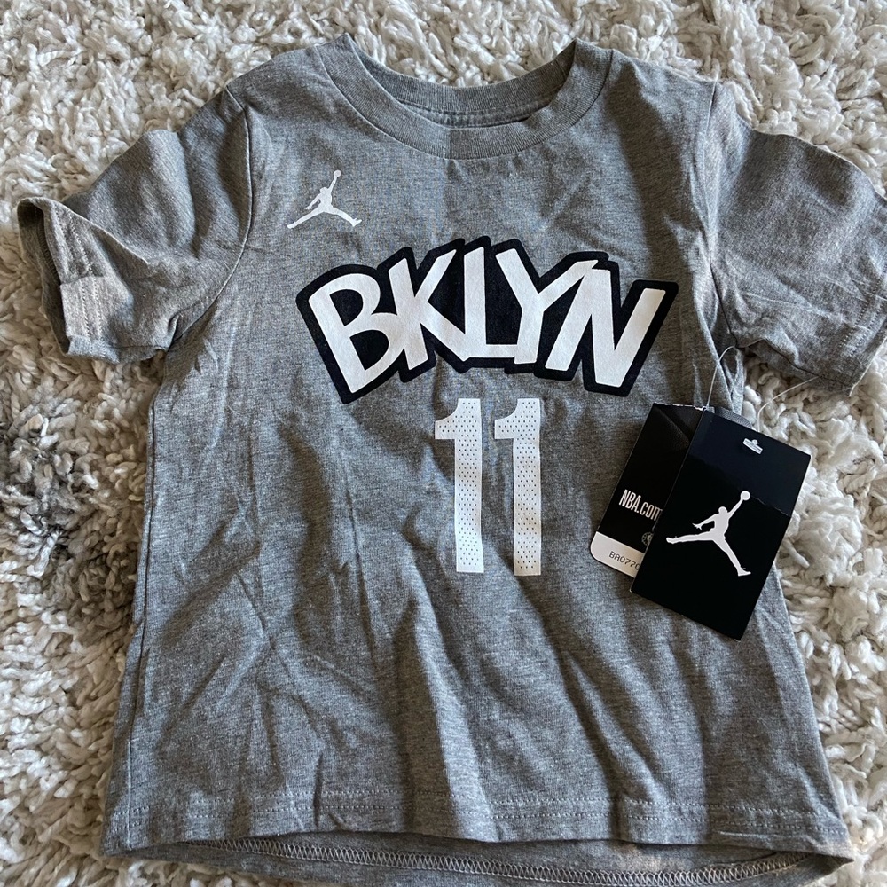 NWT Brooklyn Nets T-Shirt